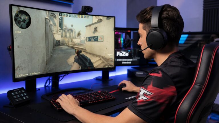 Cara Menjadi Entry Fragger yang Baik di Counter-Strike 2: Tips dan Strategi Efektif